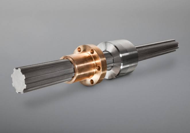 Precision Steel Metric Spline Shaft with Hubs